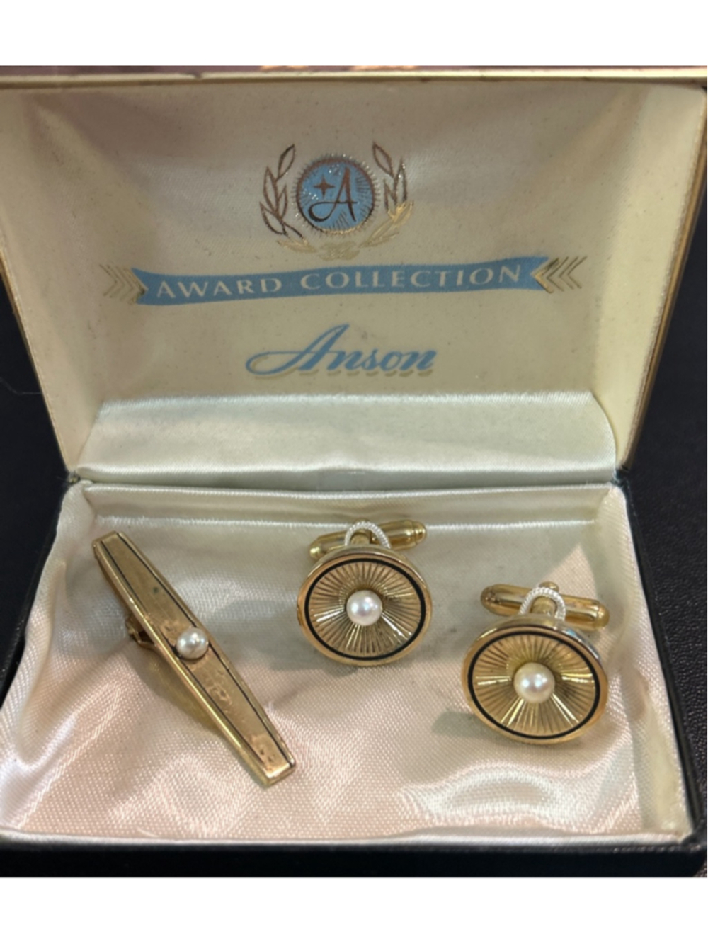 Men's Anson Gold Tone & Pearl Cuff Links & Tie Bar Set One Size